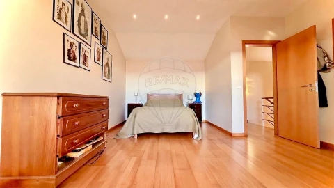 Apartamento T3 para Venda em Almeirim