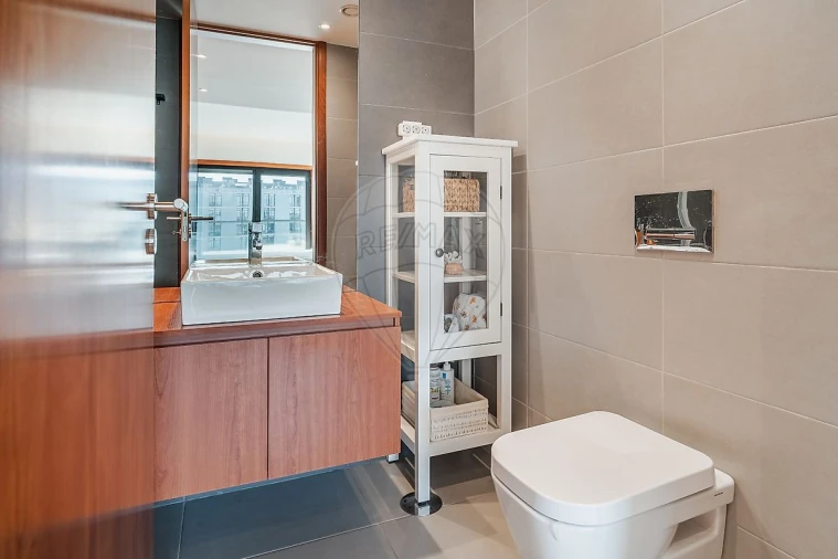 Apartamento T2 para Venda em Paranhos Foto 13