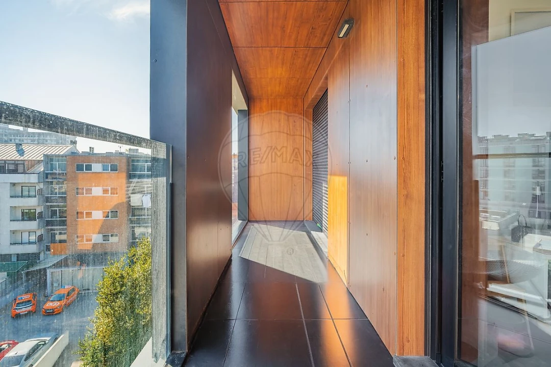Apartamento T2 para Venda em Paranhos Foto 18