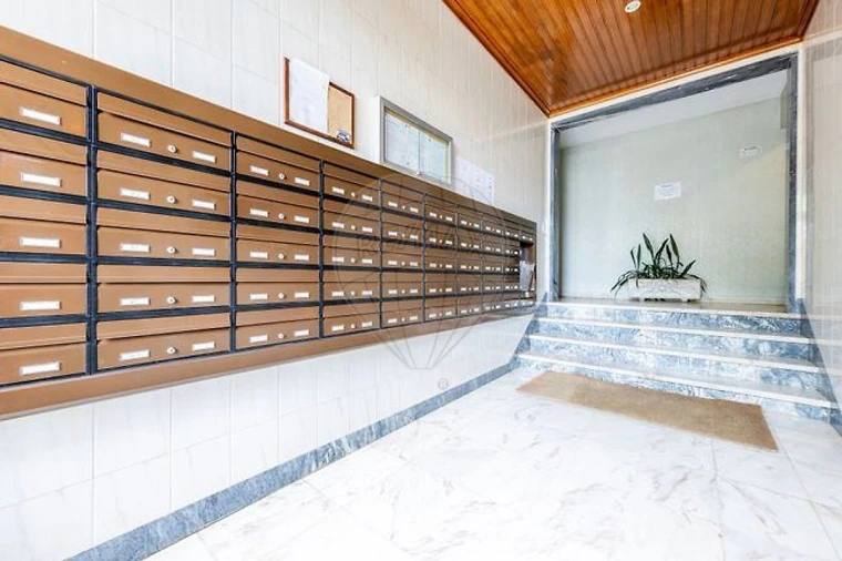 Apartamento T2 para Arrendamento em Agualva e Mira-Sintra Foto 14