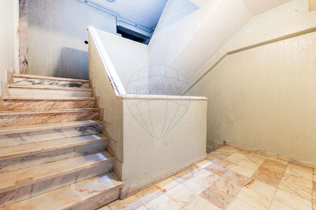 Apartamento T2 para Arrendamento em Agualva e Mira-Sintra Foto 13