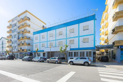 Loja para Venda em Lourinhã e Atalaia