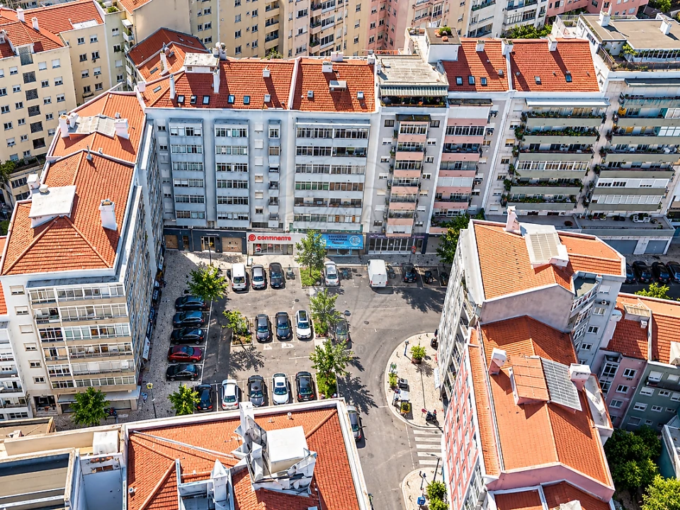 Loja para Arrendamento em Alvalade Foto 5