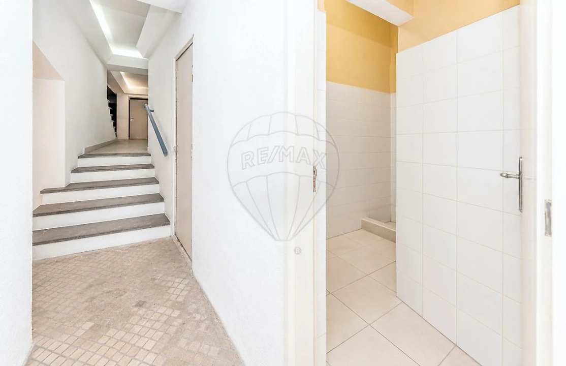 Loja para Arrendamento em Alvalade Foto 16