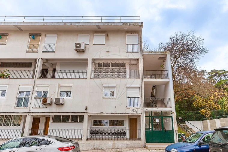 Apartamento T2 para Arrendamento em Olivais Foto 16