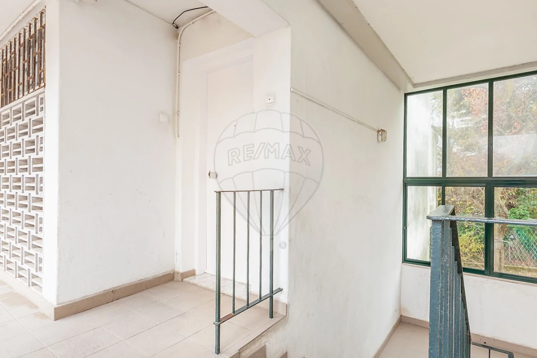 Apartamento T2 para Arrendamento em Olivais Foto 15