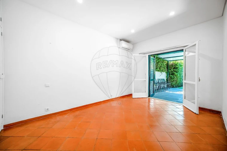 Moradia T3 para Venda em Albufeira e Olhos de Água Foto 31