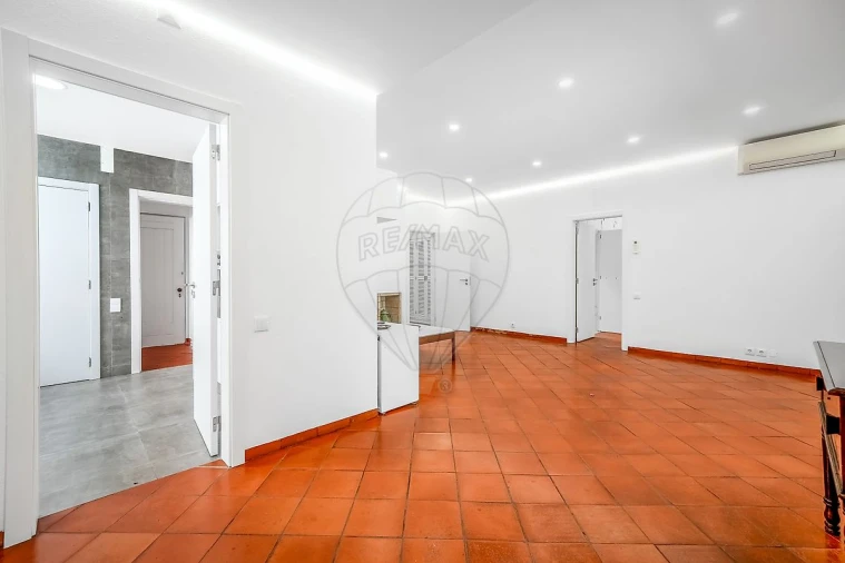 Moradia T3 para Venda em Albufeira e Olhos de Água Foto 29