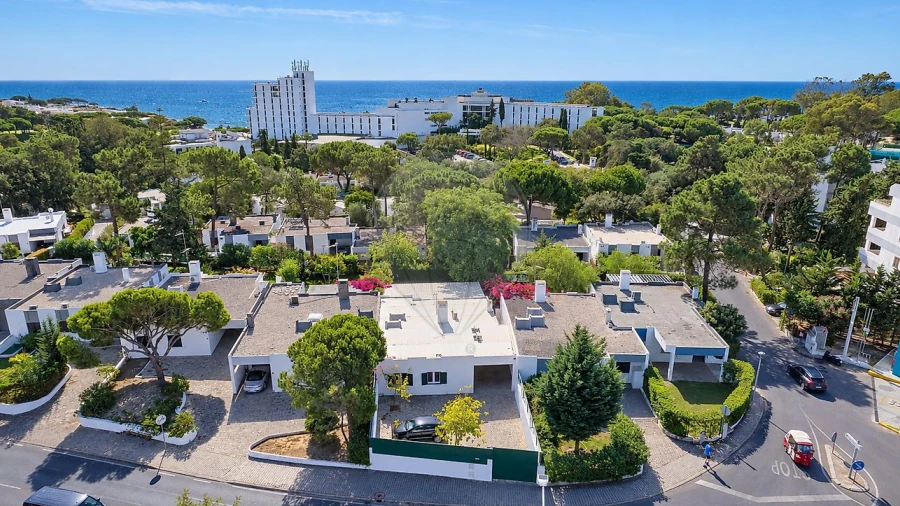 Moradia T3 para Venda em Albufeira e Olhos de Água