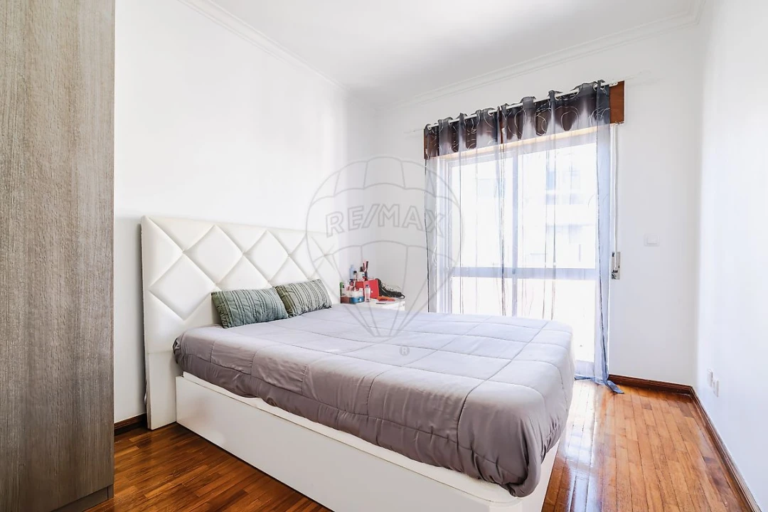 Apartamento T2 para Venda em Alverca do Ribatejo e Sobralinho Foto 12