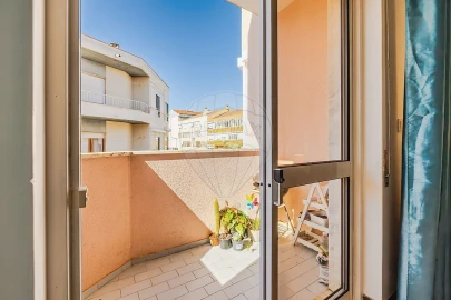 Apartamento T2 para Venda em Alverca do Ribatejo e Sobralinho