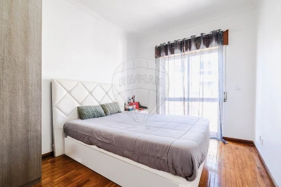 Apartamento T2 para Venda em Alverca do Ribatejo e Sobralinho