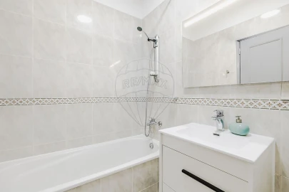 Apartamento T2 para Venda em Alverca do Ribatejo e Sobralinho