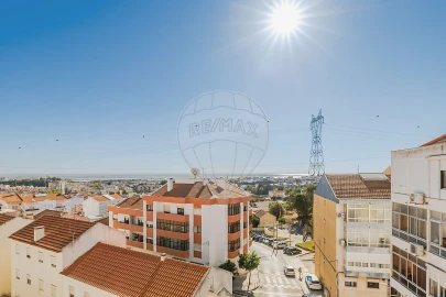 Apartamento T2 para Venda em Alverca do Ribatejo e Sobralinho