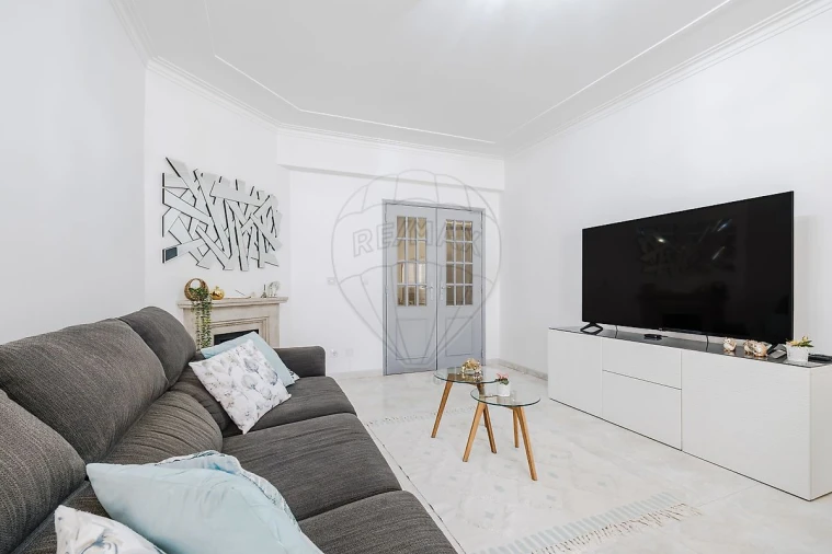 Apartamento T2 para Venda em Alverca do Ribatejo e Sobralinho Foto 4