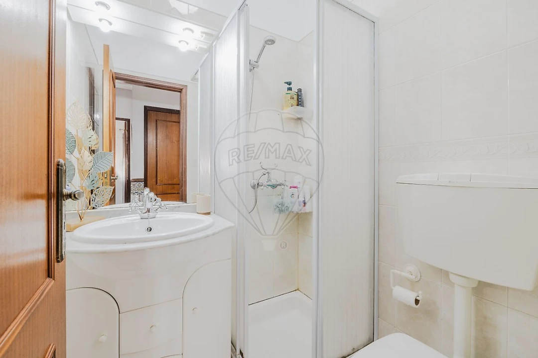 Apartamento T3 para Venda em Vialonga Foto 25