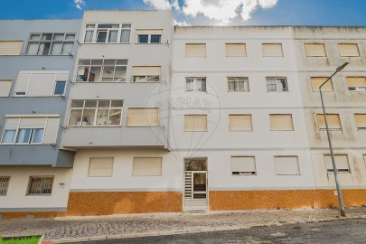 Apartamento T3 para Venda em Vialonga