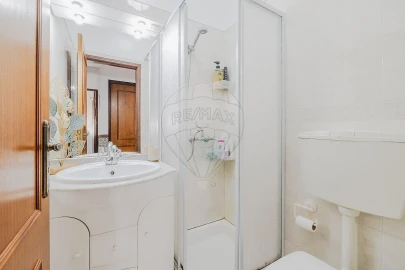 Apartamento T3 para Venda em Vialonga