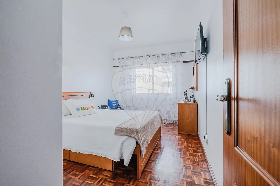 Apartamento T3 para Venda em Vialonga Foto 11