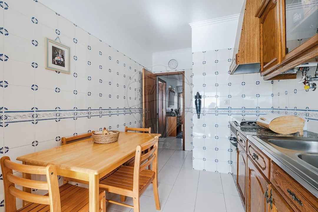 Apartamento T3 para Venda em Vialonga Foto 8