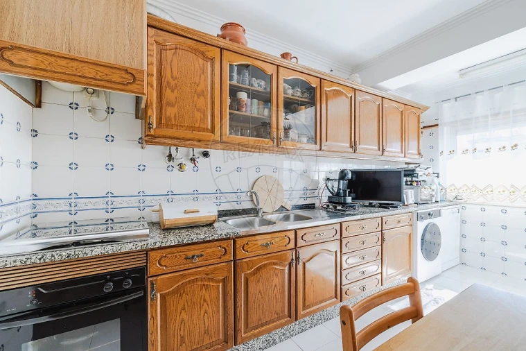 Apartamento T3 para Venda em Vialonga Foto 5