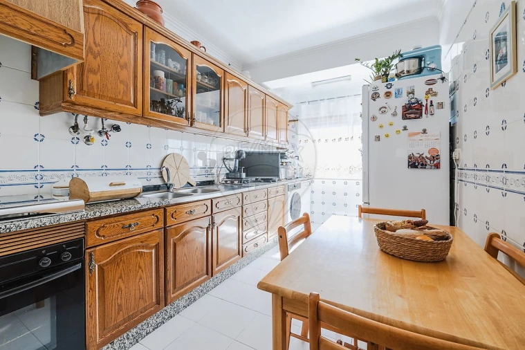 Apartamento T3 para Venda em Vialonga Foto 6