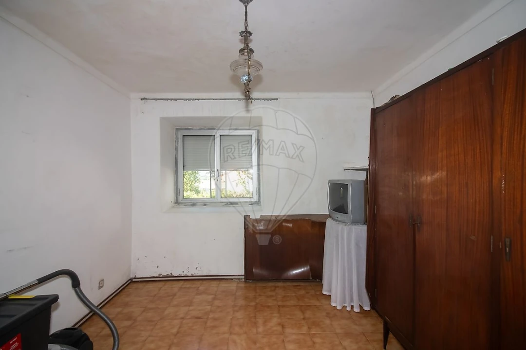 Moradia T2 para Venda em Ribafria e Pereiro de Palhacana Foto 10