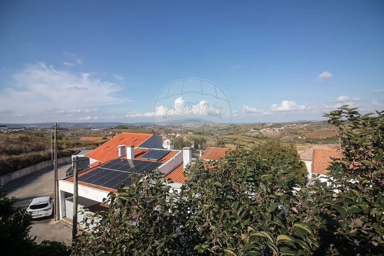 Moradia T2 para Venda em Ribafria e Pereiro de Palhacana Foto 6