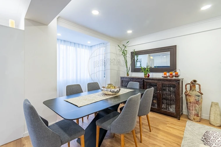Apartamento T2 para Venda em Mina de Água Foto 2