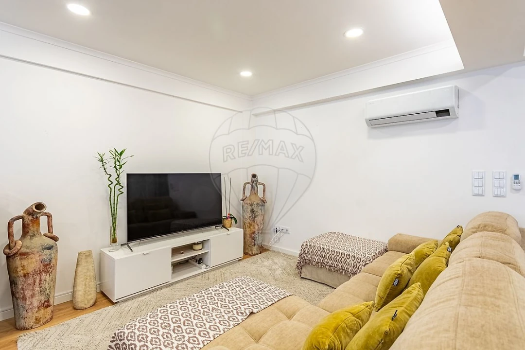 Apartamento T2 para Venda em Mina de Água Foto 4