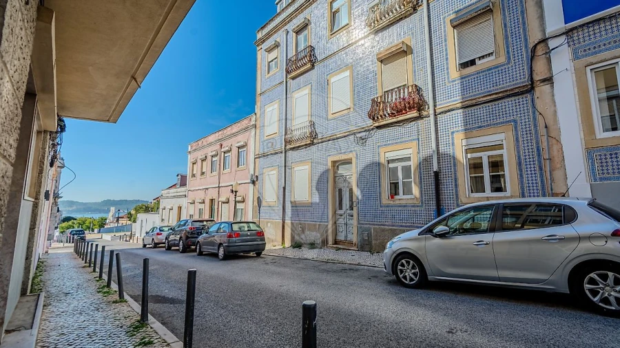 Apartamento T2 para Arrendamento em Ajuda