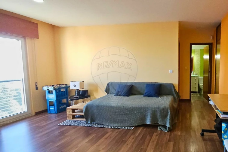 Apartamento T1 para Venda em Vilar de Andorinho Foto 8