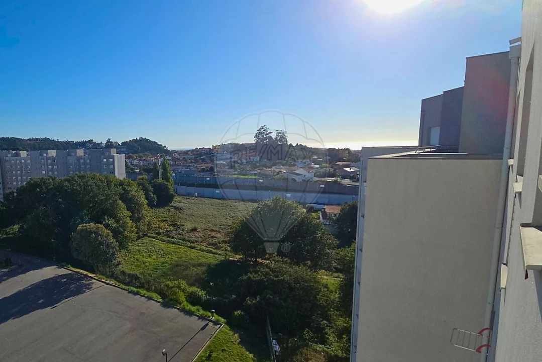 Apartamento T1 para Venda em Vilar de Andorinho Foto 12