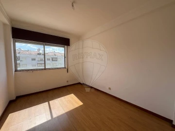 Apartamento T4 para Venda em Pinhal Novo