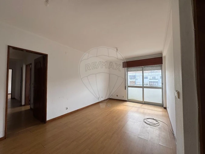 Apartamento T4 para Venda em Pinhal Novo Foto 4