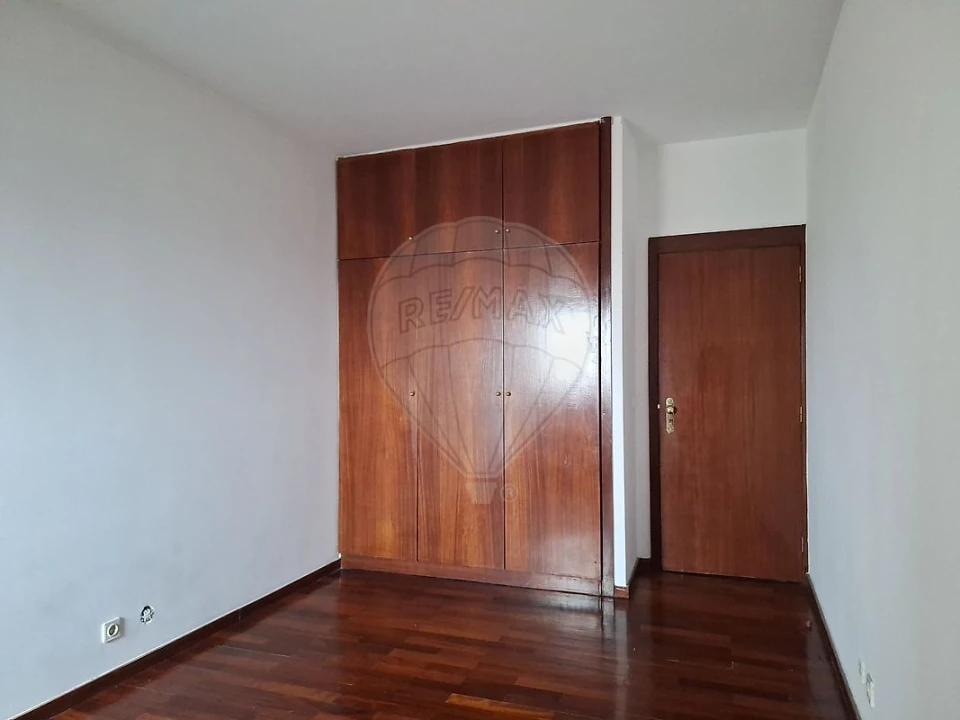 Apartamento T2 para Venda em Rio Tinto Foto 7