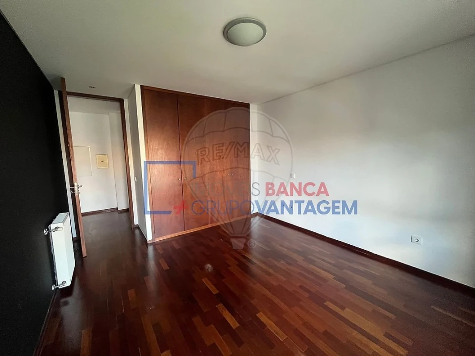 Apartamento T1 para Venda em Bonfim Foto 22