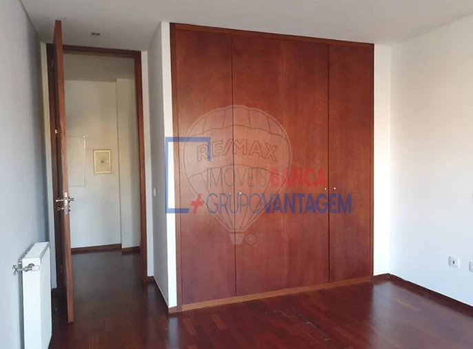 Apartamento T1 para Venda em Bonfim Foto 3