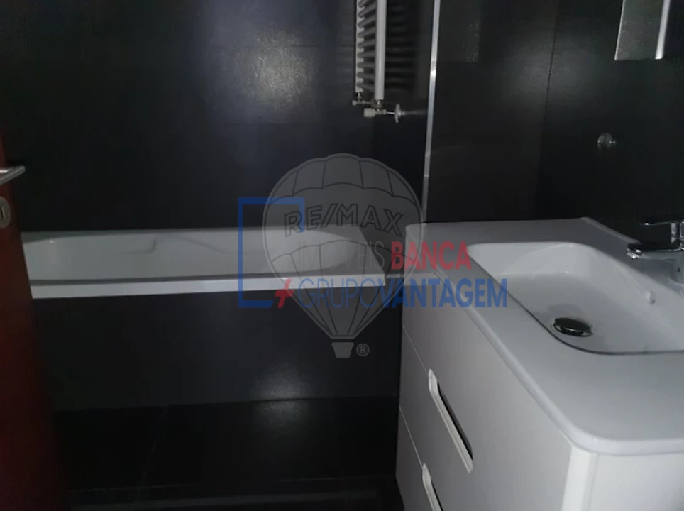 Apartamento T1 para Venda em Bonfim Foto 7