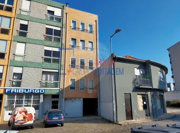 Apartamento T1 para Venda em Paranhos