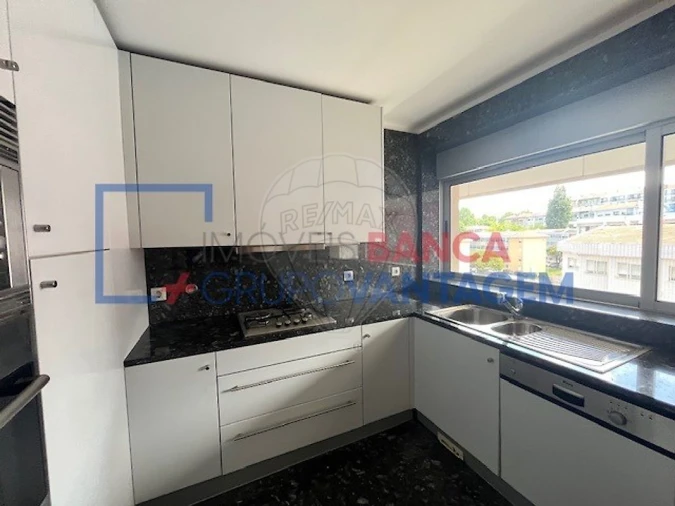 Apartamento T3 para Venda em Bonfim Foto 26