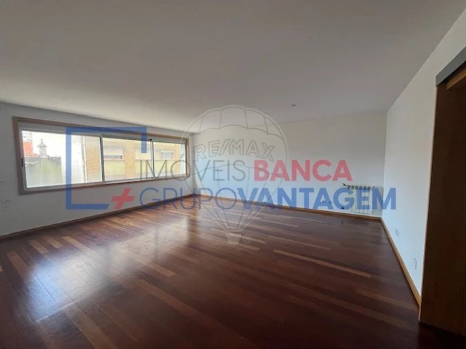 Apartamento T3 para Venda em Bonfim Foto 20