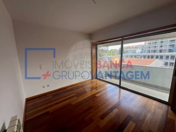 Apartamento T3 para Venda em Bonfim Foto 14