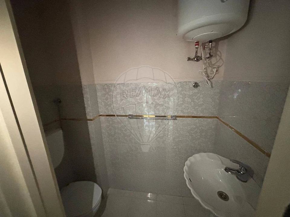 Apartamento T2 para Venda em Paranhos Foto 23