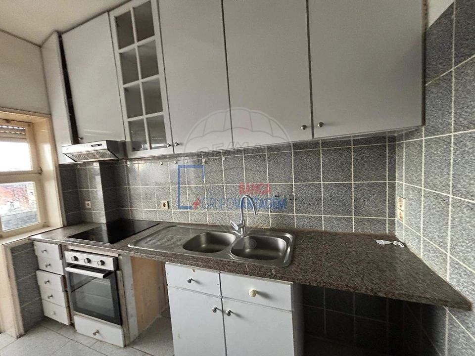 Apartamento T2 para Venda em Paranhos Foto 33