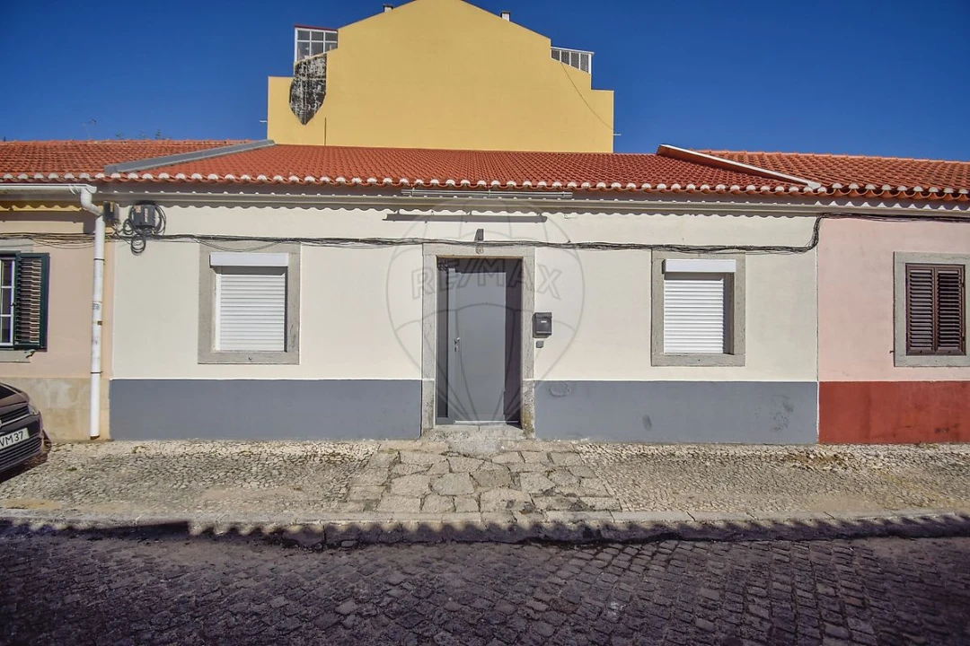 Moradia T2 para Venda em Agualva e Mira-Sintra Foto 20