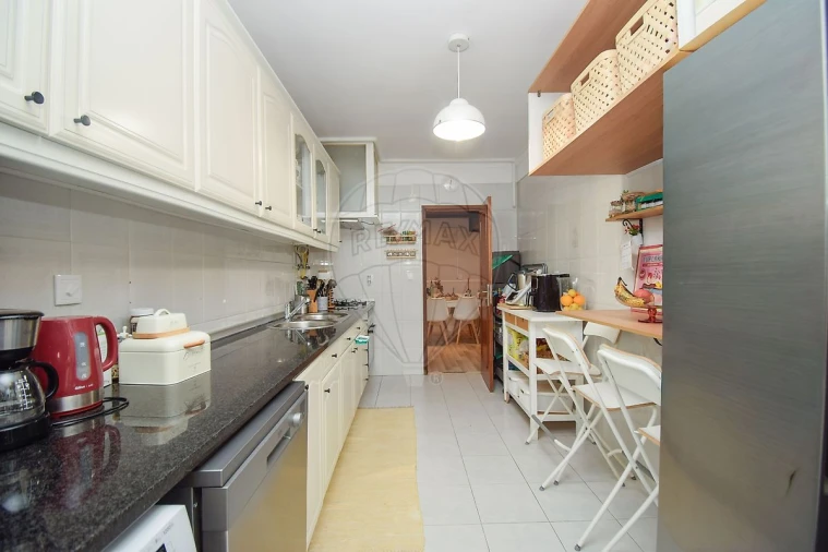 Apartamento T1 para Venda em Queluz e Belas Foto 15