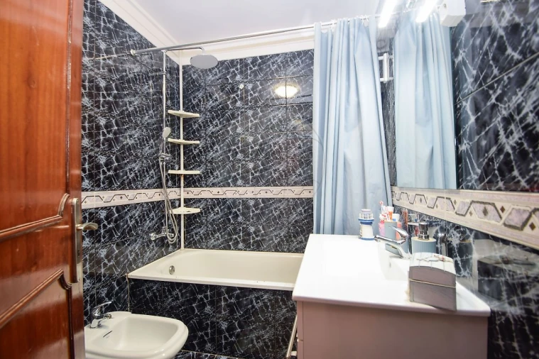 Apartamento T1 para Venda em Queluz e Belas Foto 6