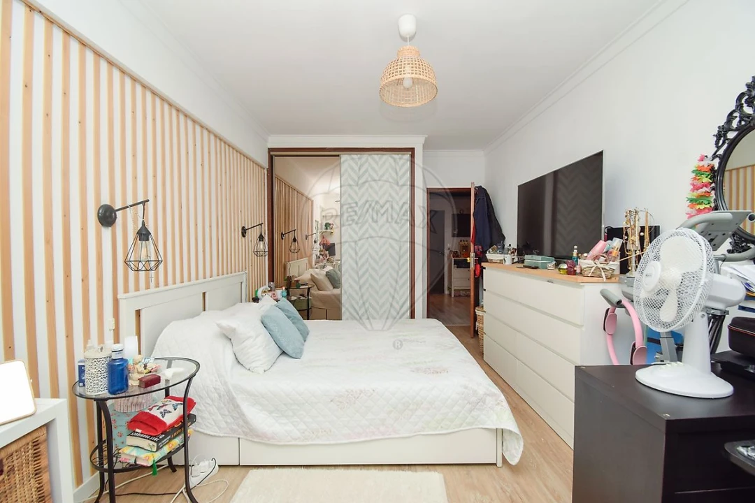 Apartamento T1 para Venda em Queluz e Belas Foto 5