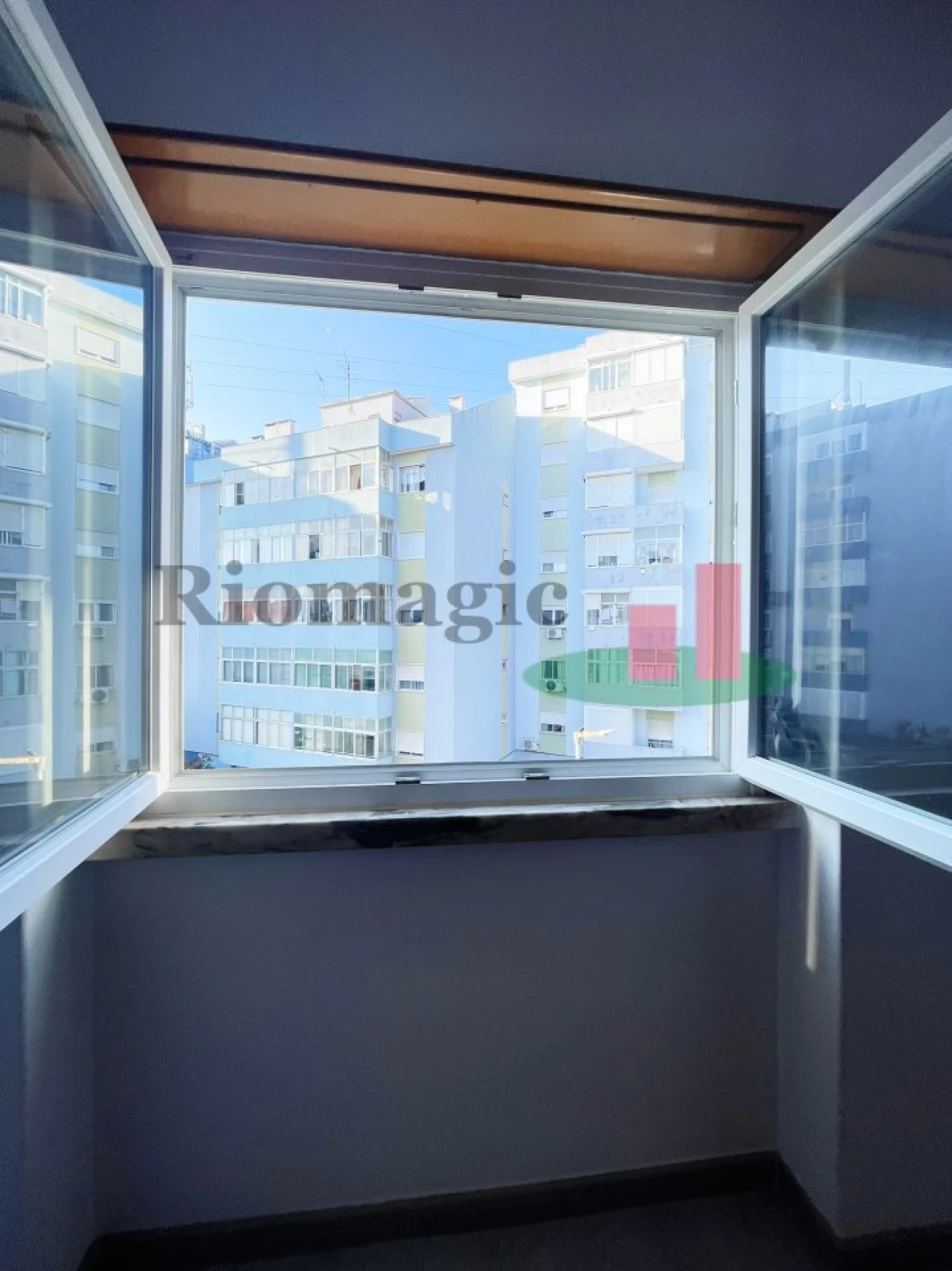 Apartamento T3 para Venda em Odivelas Foto 1